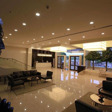 Vijayawāda Goutham Grand Hotel - Tenali מראה חיצוני תמונה