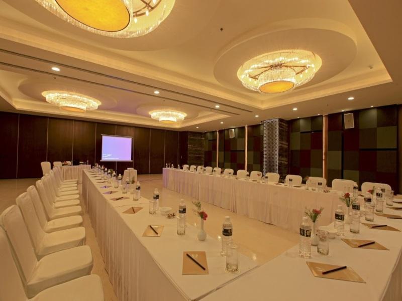 Vijayawāda Goutham Grand Hotel - Tenali מראה חיצוני תמונה