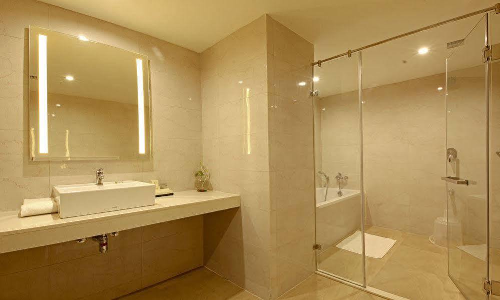Vijayawāda Goutham Grand Hotel - Tenali מראה חיצוני תמונה
