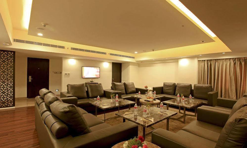 Vijayawāda Goutham Grand Hotel - Tenali מראה חיצוני תמונה